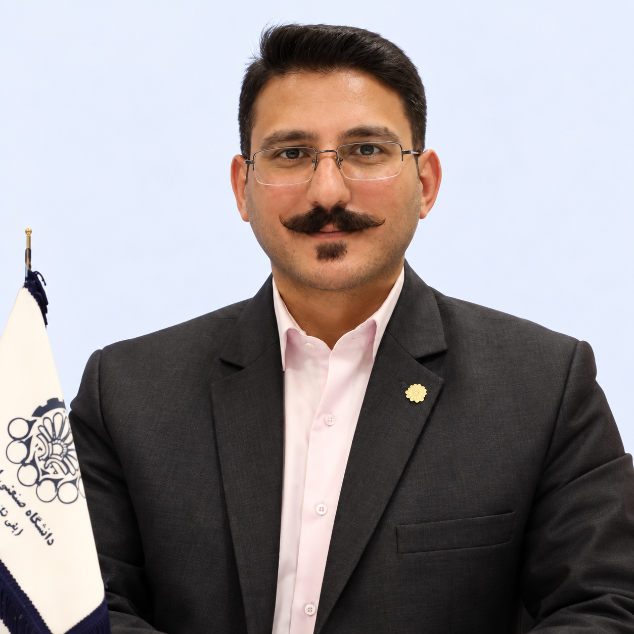 آقای سید ایمان طباطبائی